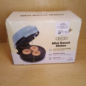 Bella Mini Donut Maker Green Fog Color Original Box